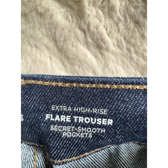 Old Navy Jeans Womens 16 Extra High Rise Flare Trousers 360 Stretch Blue EUC - Picture 5 of 7
